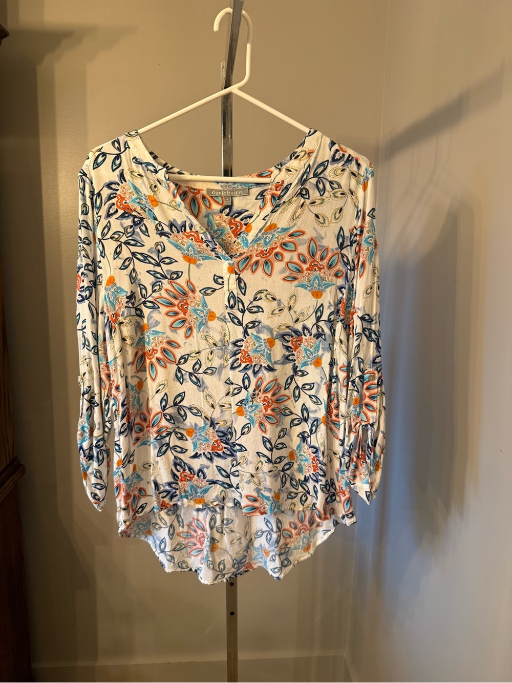 Daniel Rainn White V-Neck Tunic with Blue & Orange Floral Print